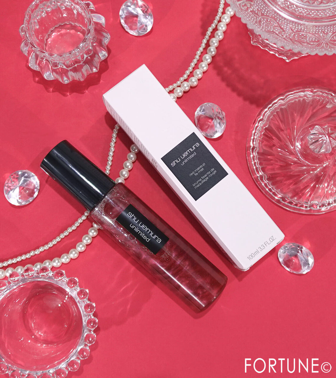 shu uemura（シュウ ウエムラ）　2026年夏新作コスメ　『アンリミテッド メイクアップ フィックス ミスト レッド』
