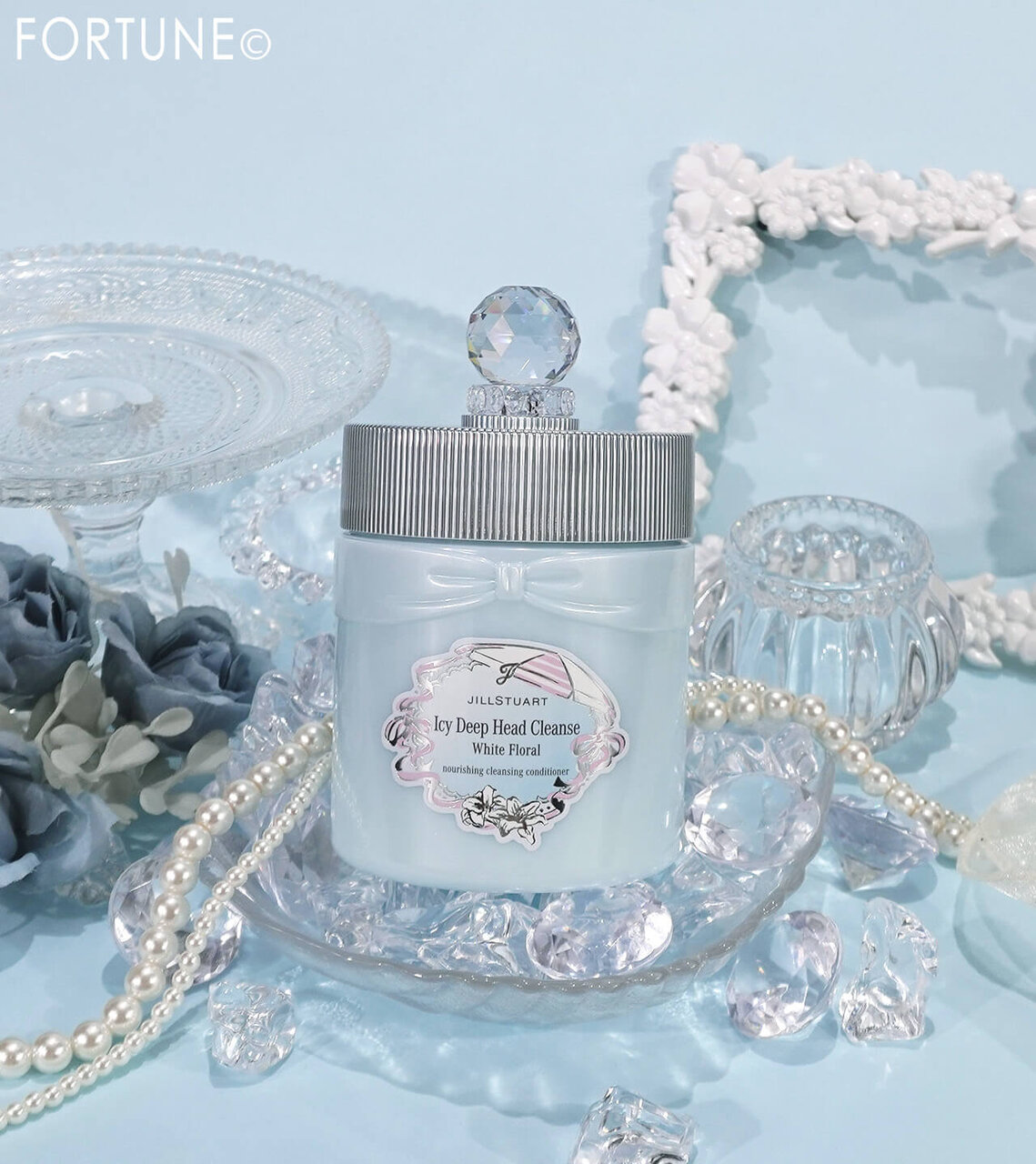 JILL STUART Beauty（ジルスチュアート　ビューティ）　『ジルスチュアート　ホワイトフローラル　アイシーディープヘッドクレンズ』　　