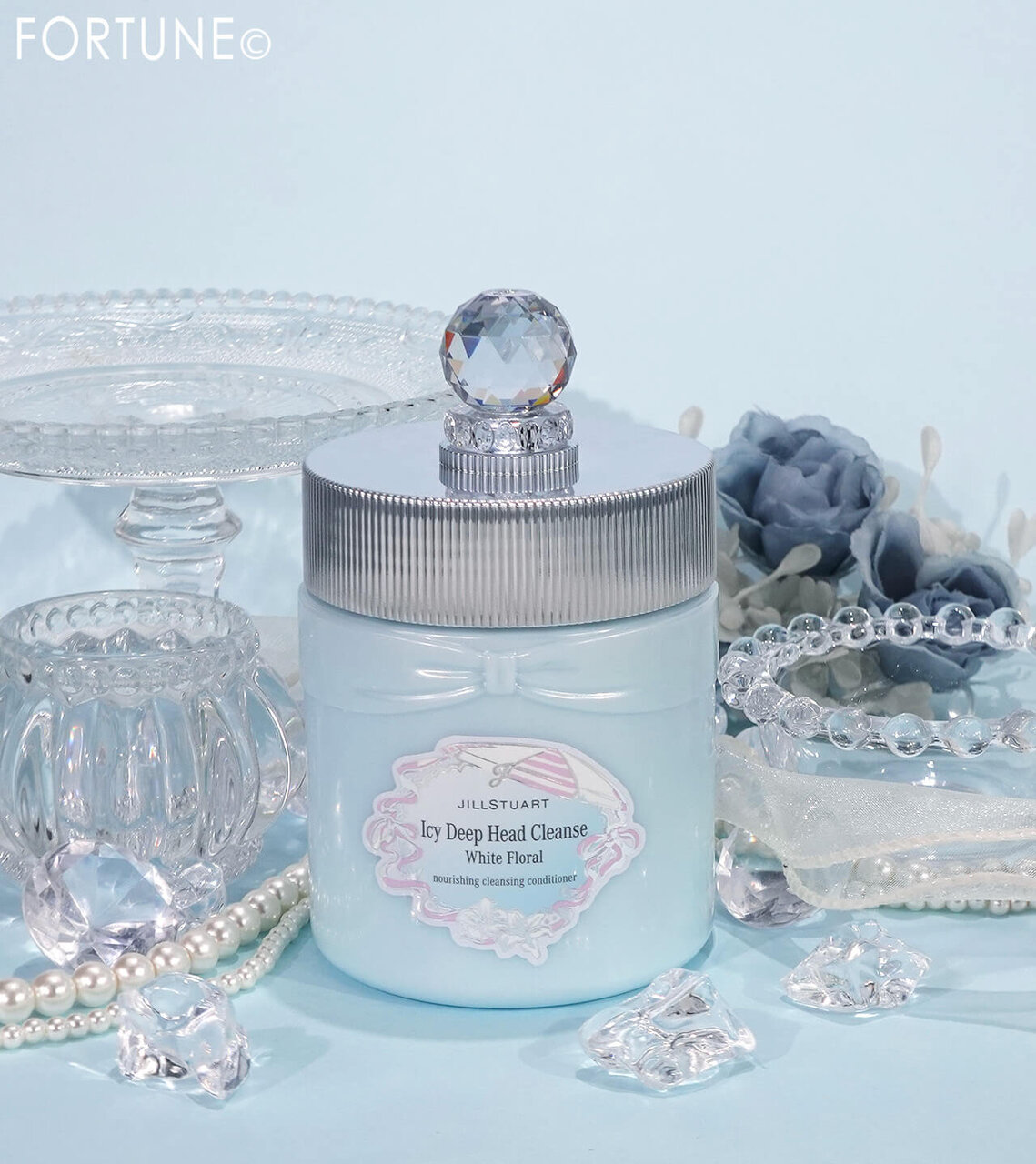 JILL STUART Beauty（ジルスチュアート　ビューティ）『ジルスチュアート　ホワイトフローラル　アイシーディープヘッドクレンズ』　　