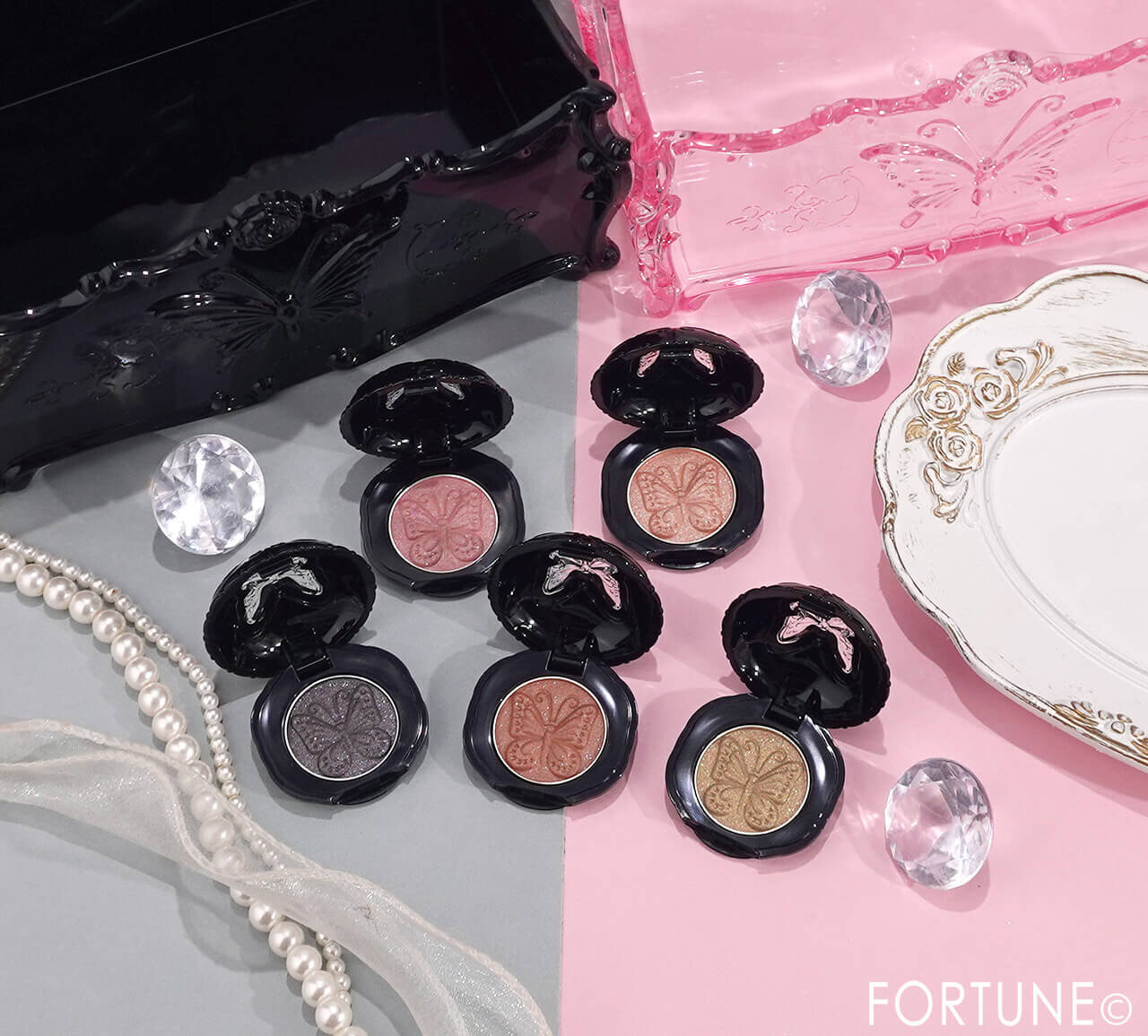 ANNA SUI COSMETICS（アナスイ コスメティックス）とは