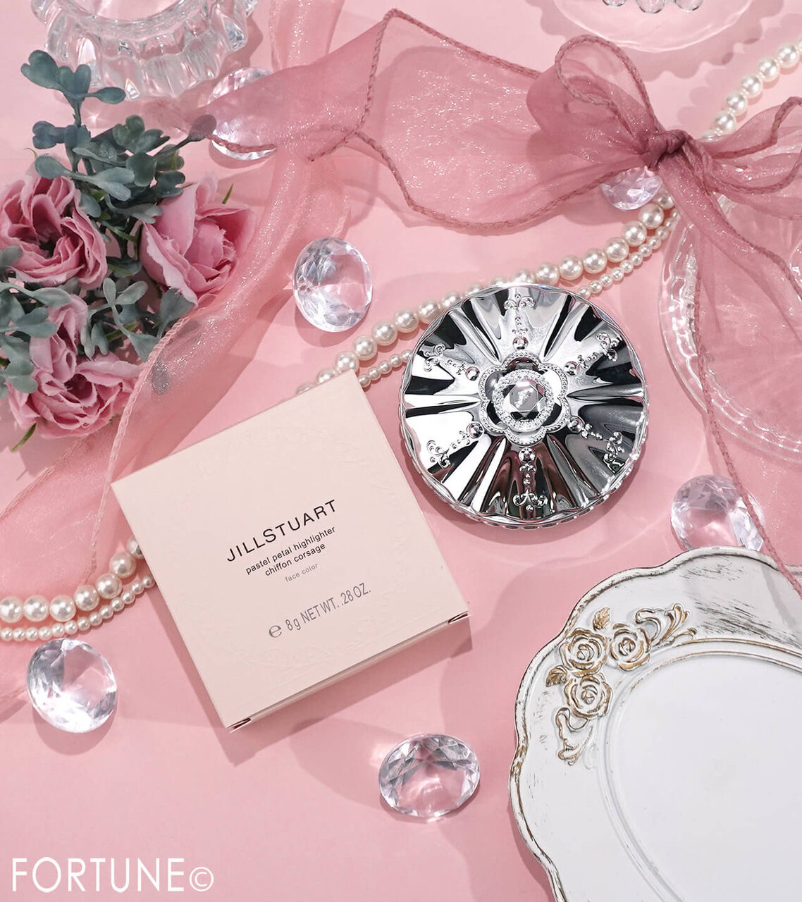 JILL STUART Beauty（ジルスチュアート　ビューティ）『ジルスチュアート　パステルペタル ハイライター　シフォンコサージュ』101