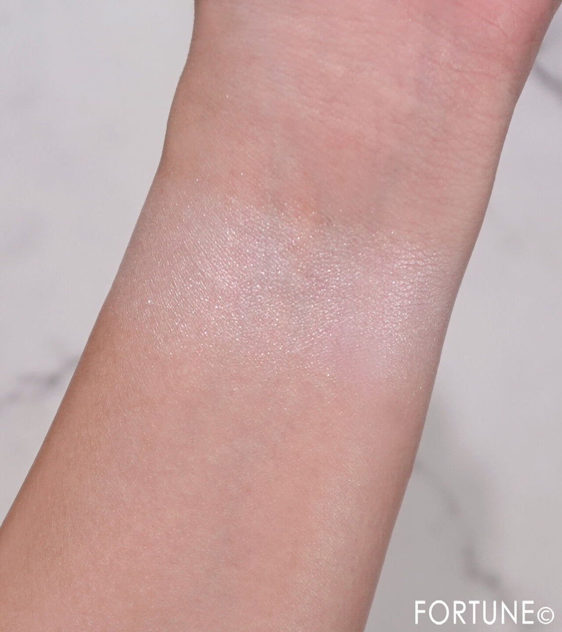 JILL STUART Beauty（ジルスチュアート　ビューティ）『ジルスチュアート　パステルペタル ハイライター　シフォンコサージュ』101