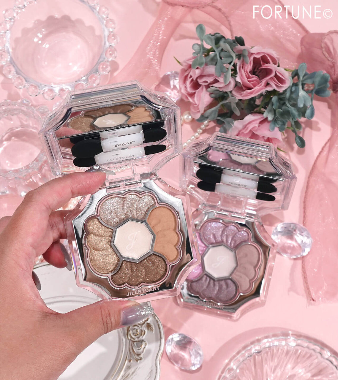 JILL STUART Beauty（ジルスチュアート　ビューティ）『ジルスチュアート　ドレスドブルーム アイズ』