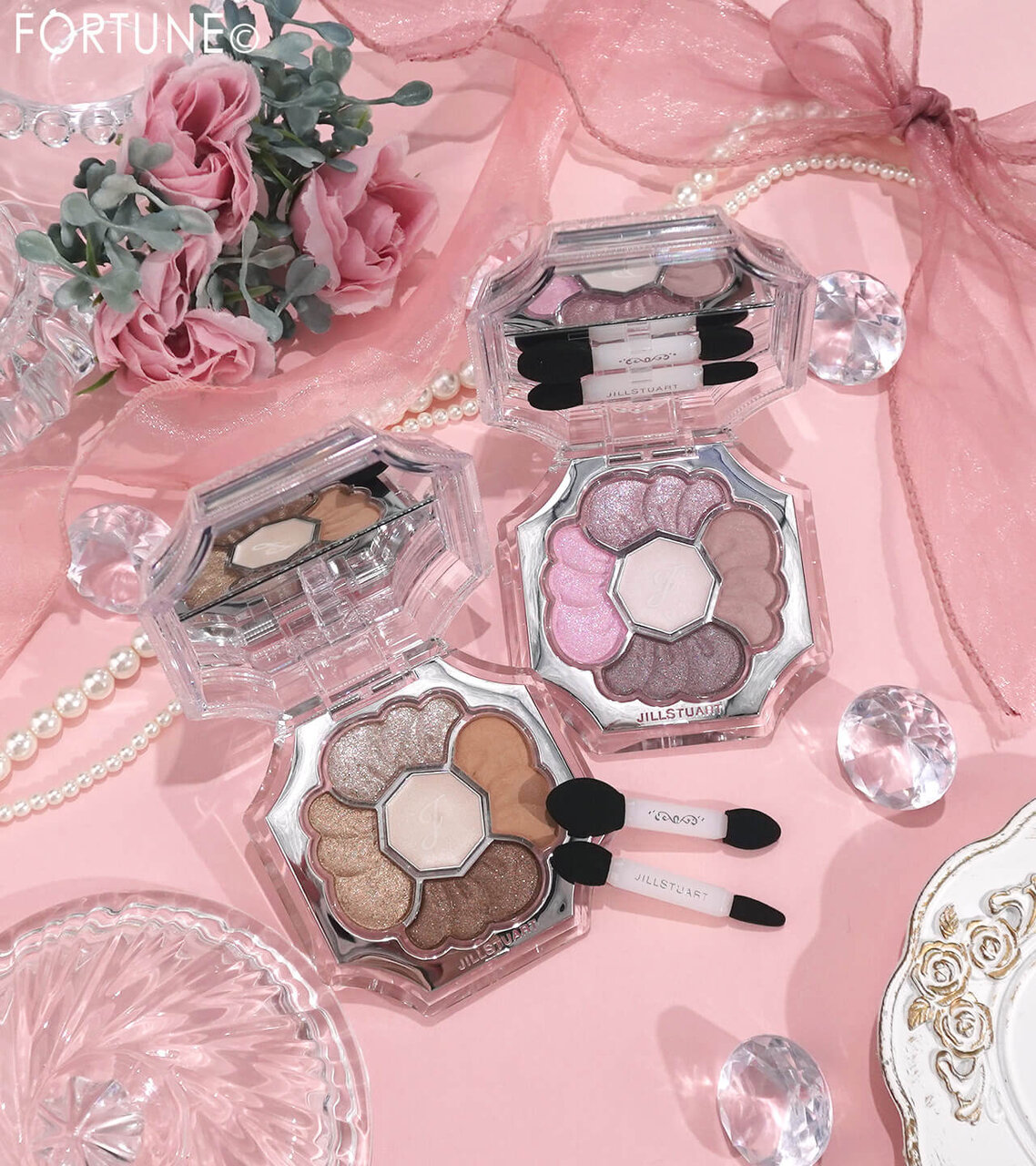 JILL STUART Beauty（ジルスチュアート　ビューティ）『ジルスチュアート　ドレスドブルーム アイズ』