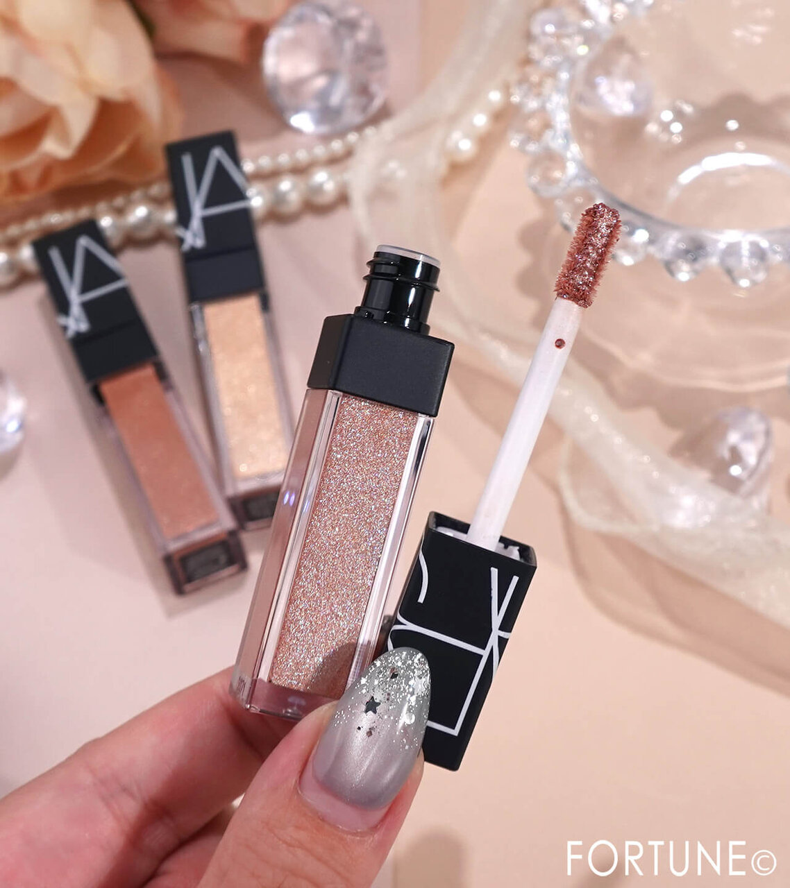 NARS（ナーズ）『NARS スパークリングセダクション リキッドアイシャドー』