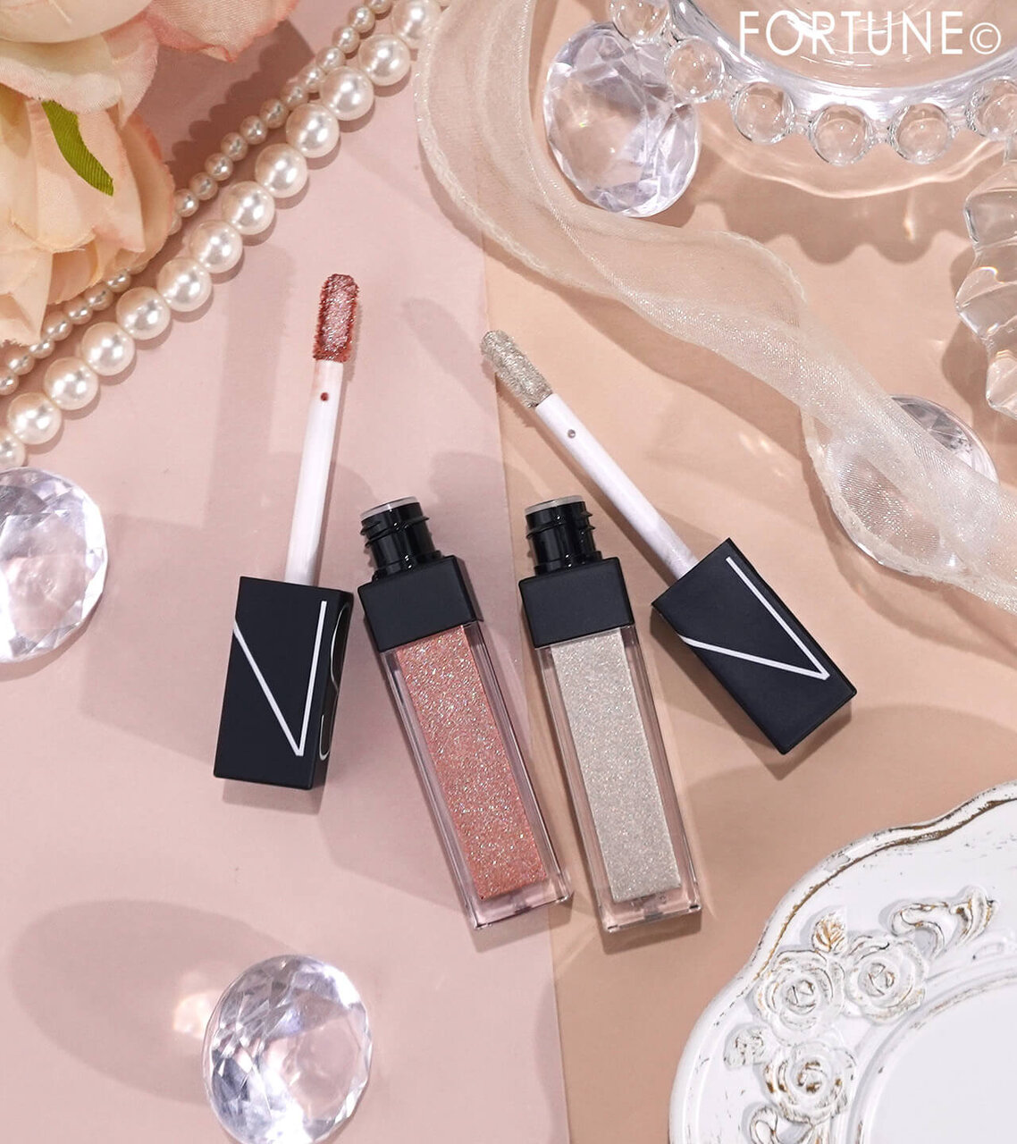 NARS（ナーズ）『NARS スパークリングセダクション リキッドアイシャドー』