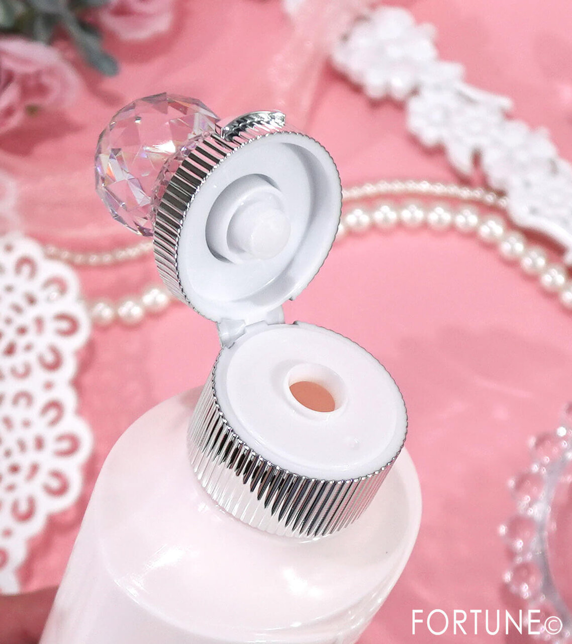 JILL STUART Beauty（ジルスチュアート　ビューティ）『ジルスチュアート　ネクターピーチ　ボディミルク』
