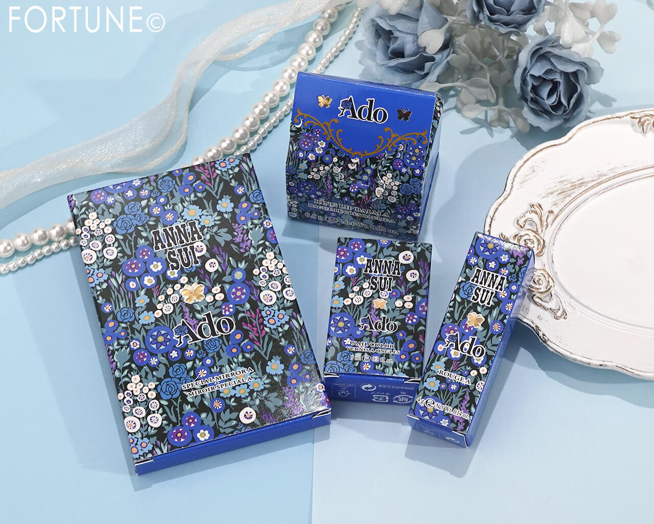 ANNA SUI COSMETICS（アナ スイ コスメティックス）2026年クリスマスコスメ『アナ スイ ブルー ローズ ルージュ A』『アナ スイ リング リップバーム A』『アナ スイ ネイルカラー』『アナ スイ ネイル ステッカー A』『アナ スイ スペシャル ミラー A』