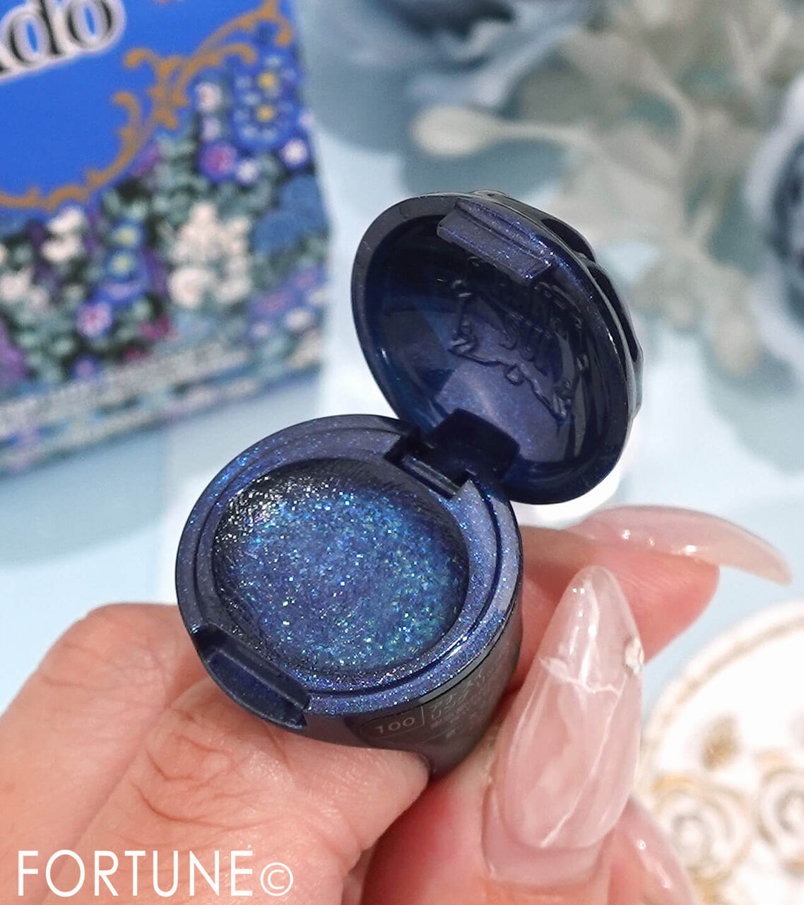 ANNA SUI COSMETICS（アナ スイ コスメティックス）『アナ スイ リング リップバーム A』