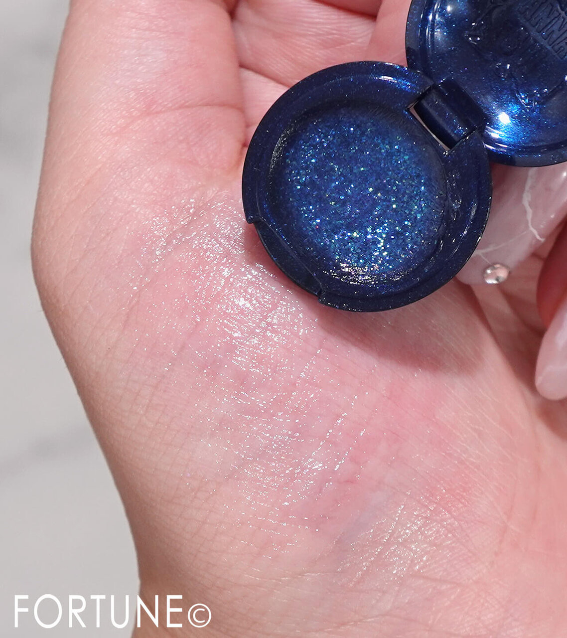 ANNA SUI COSMETICS（アナ スイ コスメティックス）『アナ スイ リング リップバーム A』