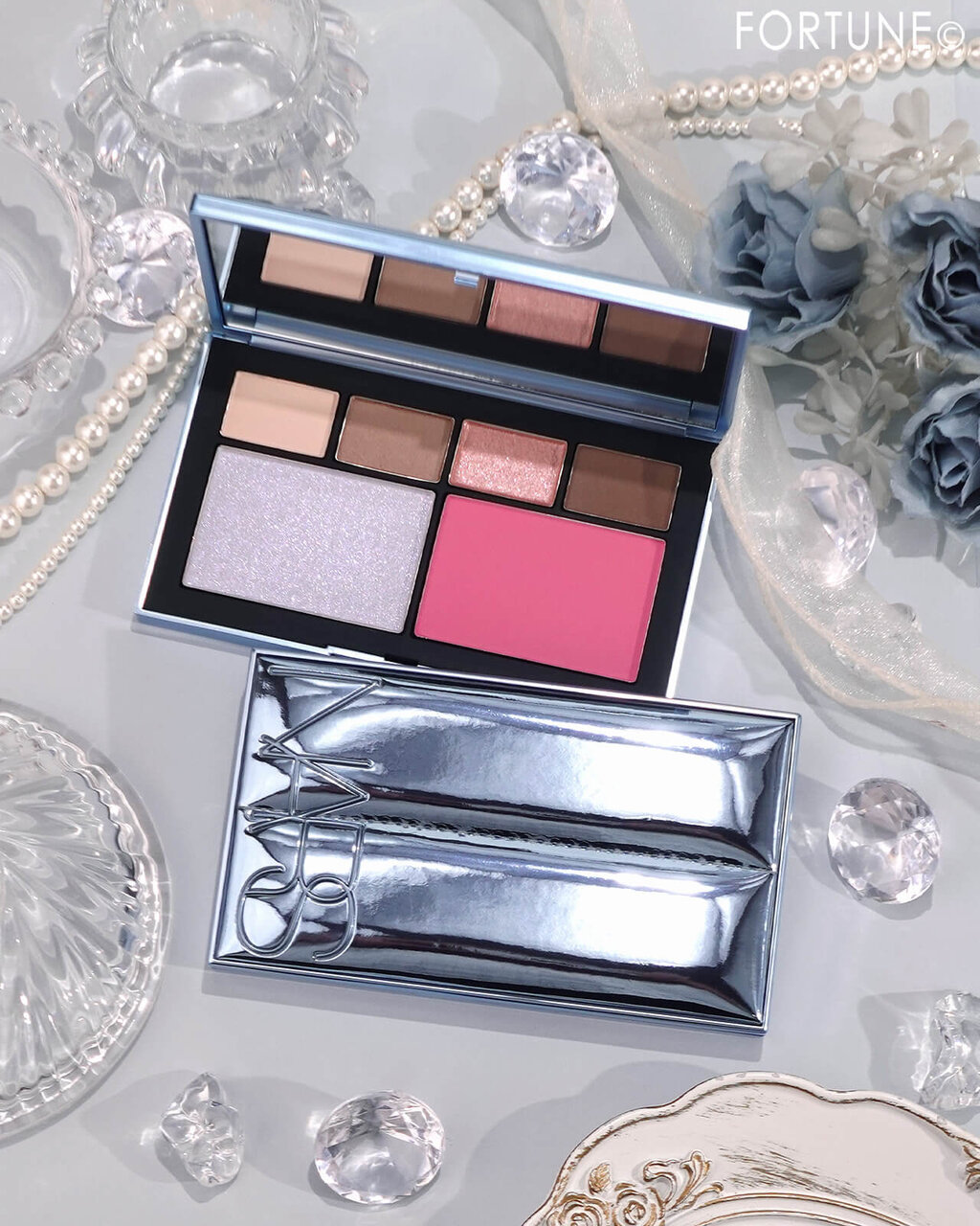 NARS アプレ スキー チーク＆アイパレット