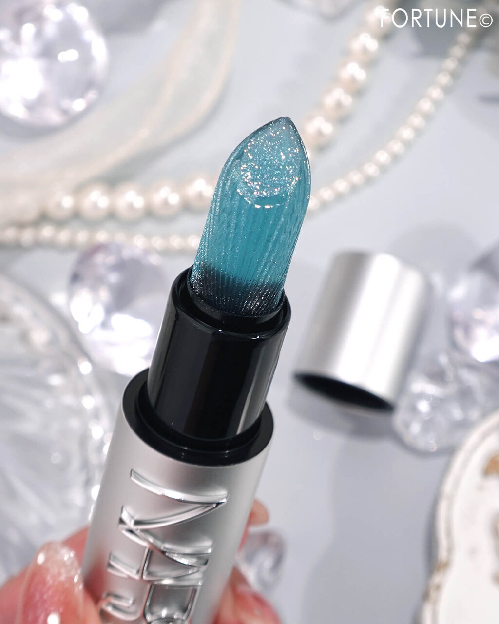 NARS アークティック PHアジャスティング リップシーン