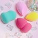 【セリア】3Dパフがバカ売れ!極上のもちふわ触感で冬でもメイクノリばっちり♡ - ふぉーちゅん