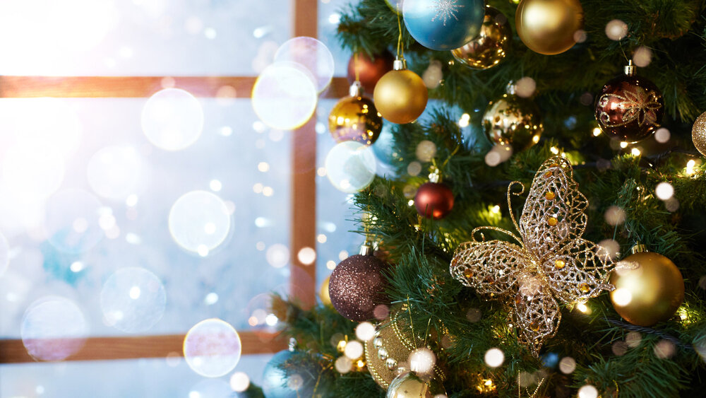 女性が喜ぶクリスマスギフト5選!バッグや財布などのおすすめ商品も紹介