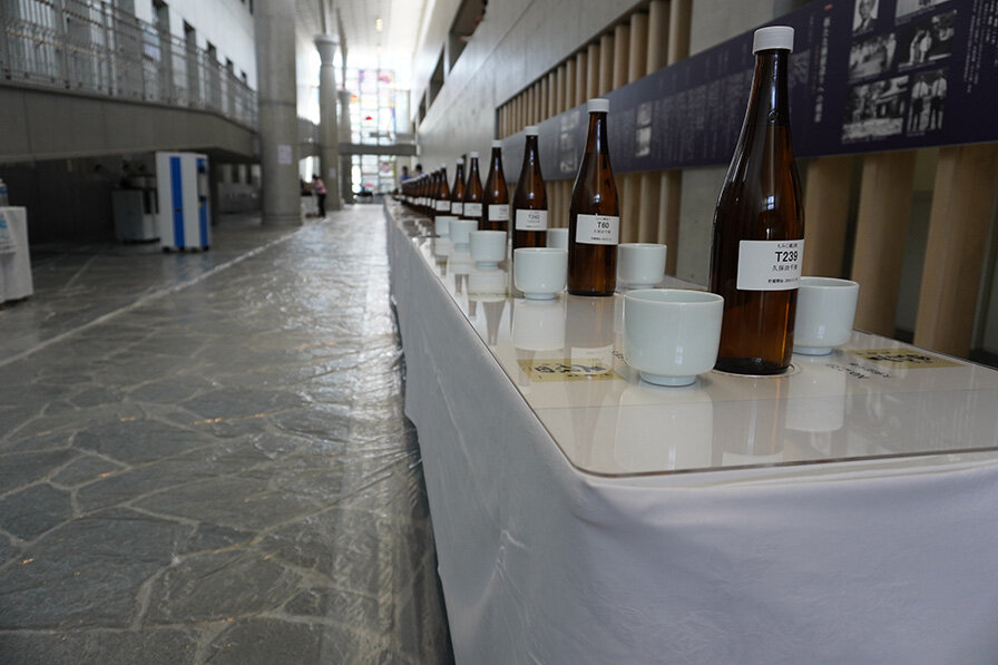 貯蔵原酒100本のきき酒会