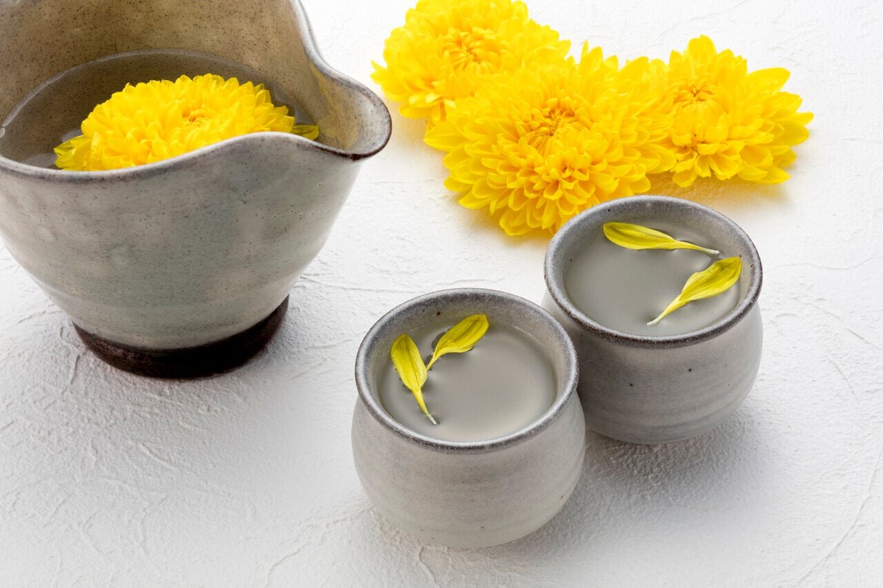 重陽の節句に楽しむ「菊酒」とは？作り方やおすすめの酒も - KUBOTAYA