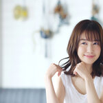 鎖骨ミディアムはトレンド？誰でも扱いやすくて夏にも最適なヘアスタイル！