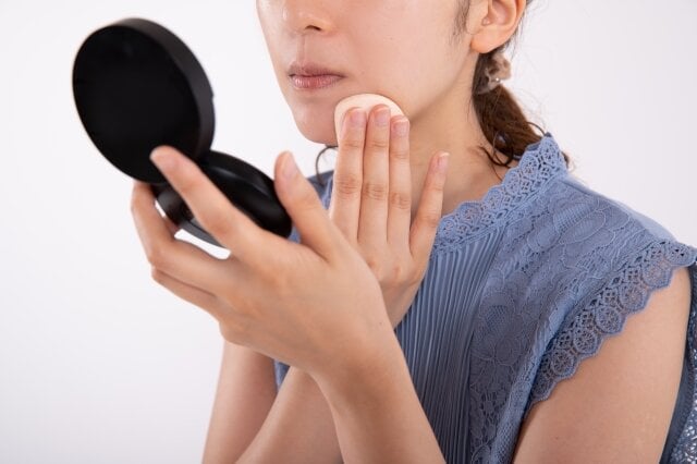 血色がよく見えるメイク術|もう「疲れてる?」なんて言わせない!