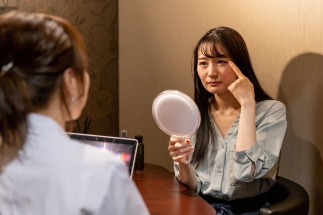 「埋没後の正しいケア|腫れを抑えてダウンタイムを早く乗り切る方法」