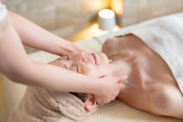 韓国エステ、本場の実力は?人気の定番施術と、美容好きのためのサロン選び