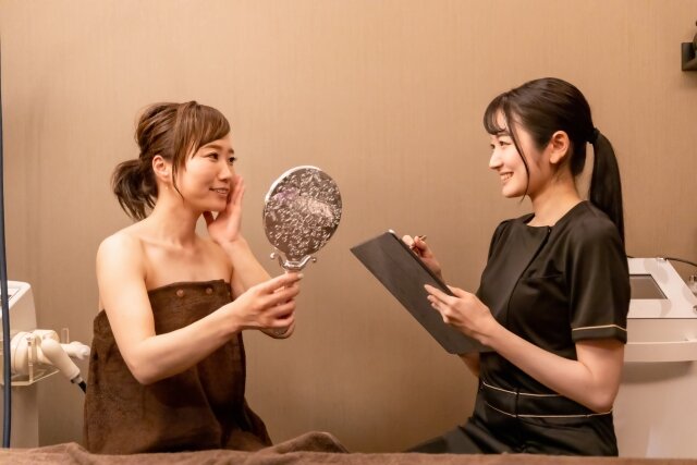 化粧ノリが変わる「顔脱毛」。4つのメリットと、始める前に知っておきたい注意点