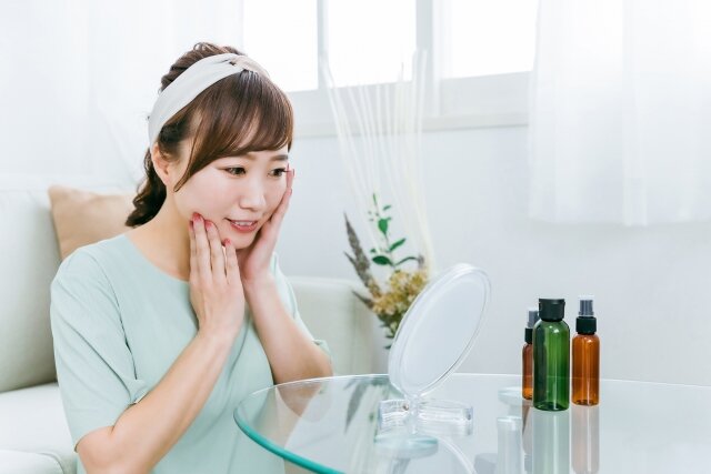 そのハリ不足、年のせいだけじゃない!コラーゲンを守る、大人のための新習慣