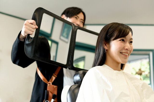 美容室帰りの髪はなぜサラサラ？秘密は「洗い方」と「乾かし方」の技術にあった