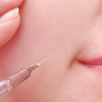 ジュベルック スキンの効果とは？毛穴・ニキビ跡への変化とレニスナとの違いを解説