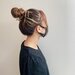 お団子ヘアがうまくできない…その原因がわかればおしゃれ人になれる！ - Caperi [カペリ]｜髪のこと、知って伝えて楽しめる。