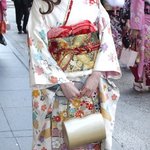 成人式の振袖をレンタルするなら時期はどのくらい前から?