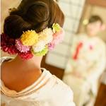 【振り袖にピッタリ】とっても可愛い生花の髪飾りが大流行!