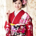 成人式で人気なのは、やっぱり赤&黒系の振袖だった!!