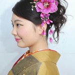 ナチュラルな黒髪で振袖引き立つ、成人式のヘアスタイル♡