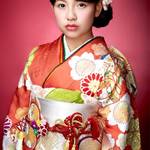 美しい黒髪が映える振袖姿、ロングヘアは清楚にアレンジを♪