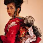 振袖姿に最強インパクト☆黒い髪飾りにチャレンジしてみよう