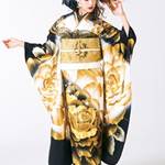 関西に展開中!TAKAZENならクール振袖がレンタル可能