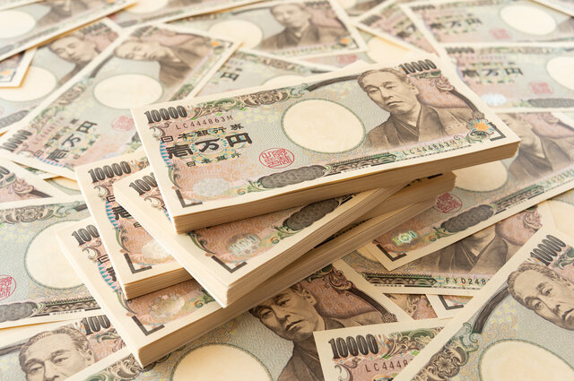 貯金はいくらあれば安心?年代別の必要額も詳しく解説