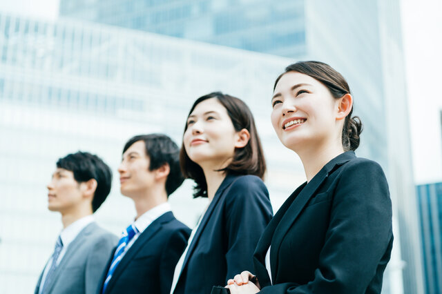 副業OKな会社へ転職したい!副業探しのコツとおすすめの求人サイトも紹介