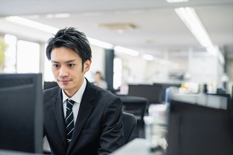 公務員が副業でウーバーイーツをするとどうなるの?公務員でもできる副業!