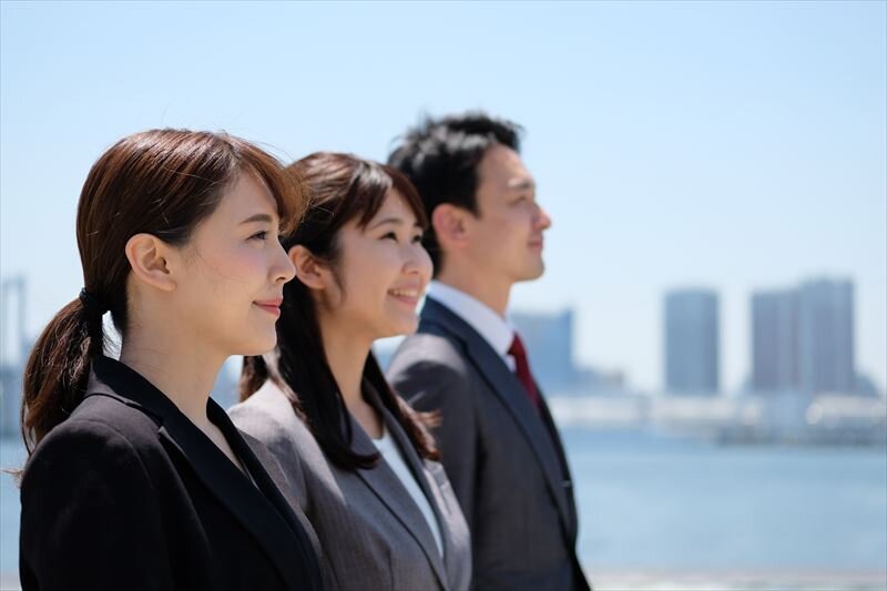 転職で年収を上げたい!上がり幅と上がる人の特徴は?