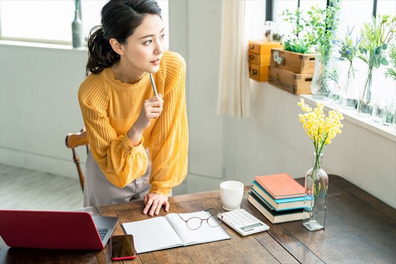 資格なしでも副業はできる?副業のために資格取得するべき?