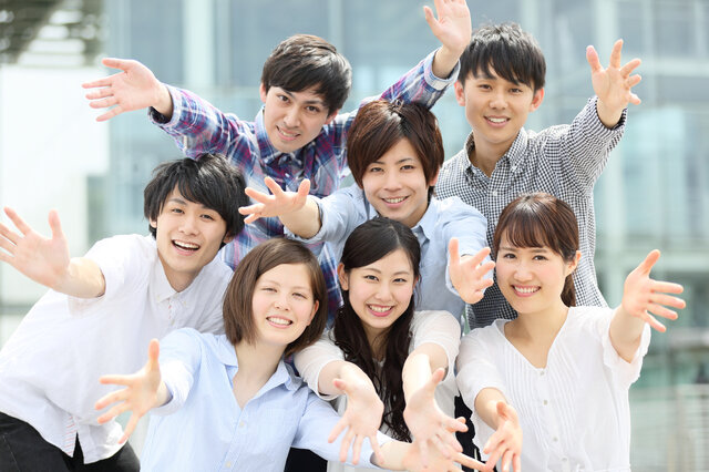 学生でもクレカは作れる!学生の方におすすめのクレジットカードは?