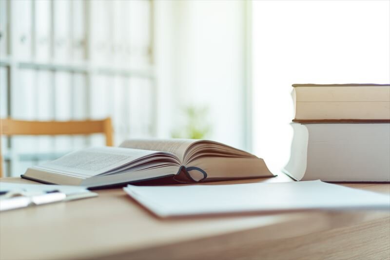 おすすめの少額投資の株の本とは?注目したい6選!