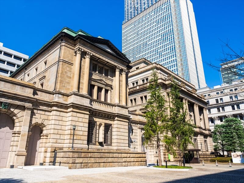 マイナス金利政策の効果とは?その内容や問題点についてご紹介します!