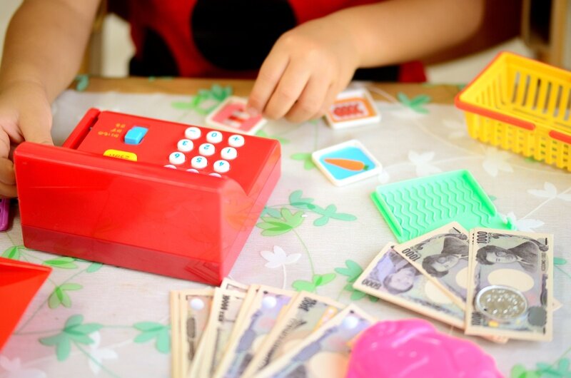 お金の勉強はゲームですると良い?おすすめのゲームとは?