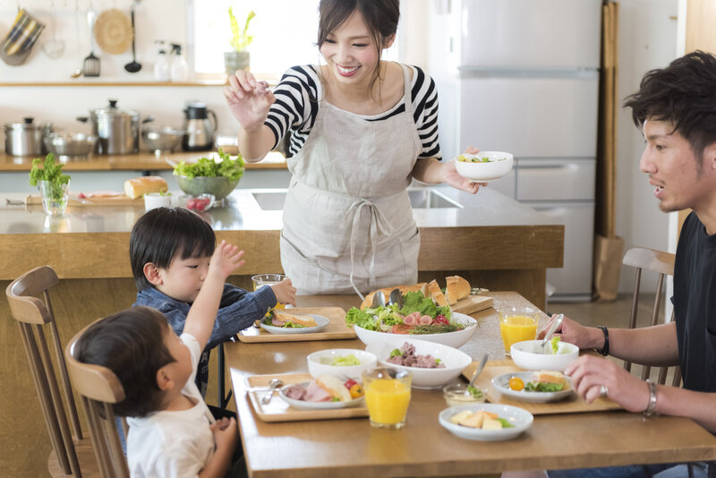 4人分の食費の平均はいくら?節約方法を知りたい人必見