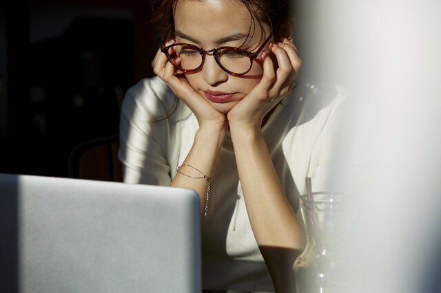 100均コスメは肌荒れしやすい人でも使える?選び方と注意点