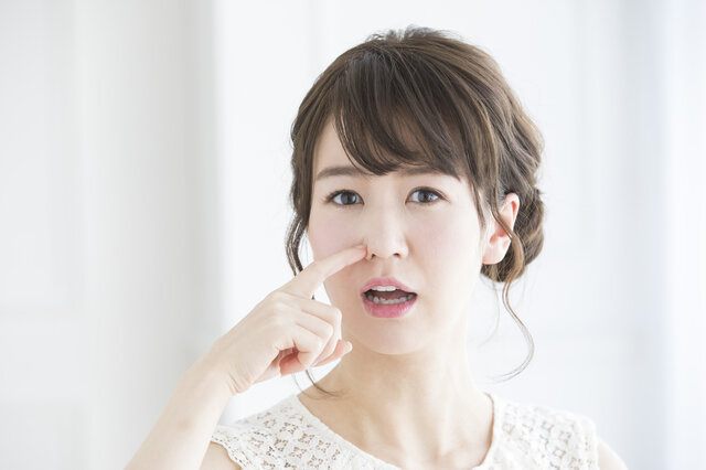 毛穴が目立つ!原因とおすすめのスキンケア方法
