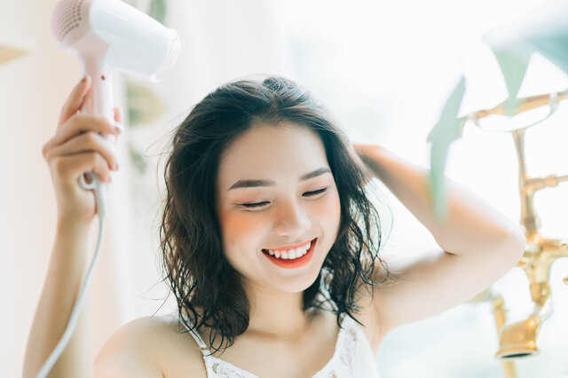 ドライヤーの使用でダメージヘアが悪化って本当なの?