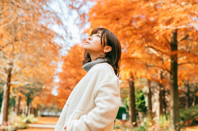 うっかり日焼けをしやすい秋!紫外線対策のポイントは兼用アイテム